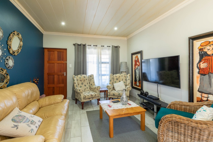 2 Bedroom Property for Sale in Dana Bay Western Cape